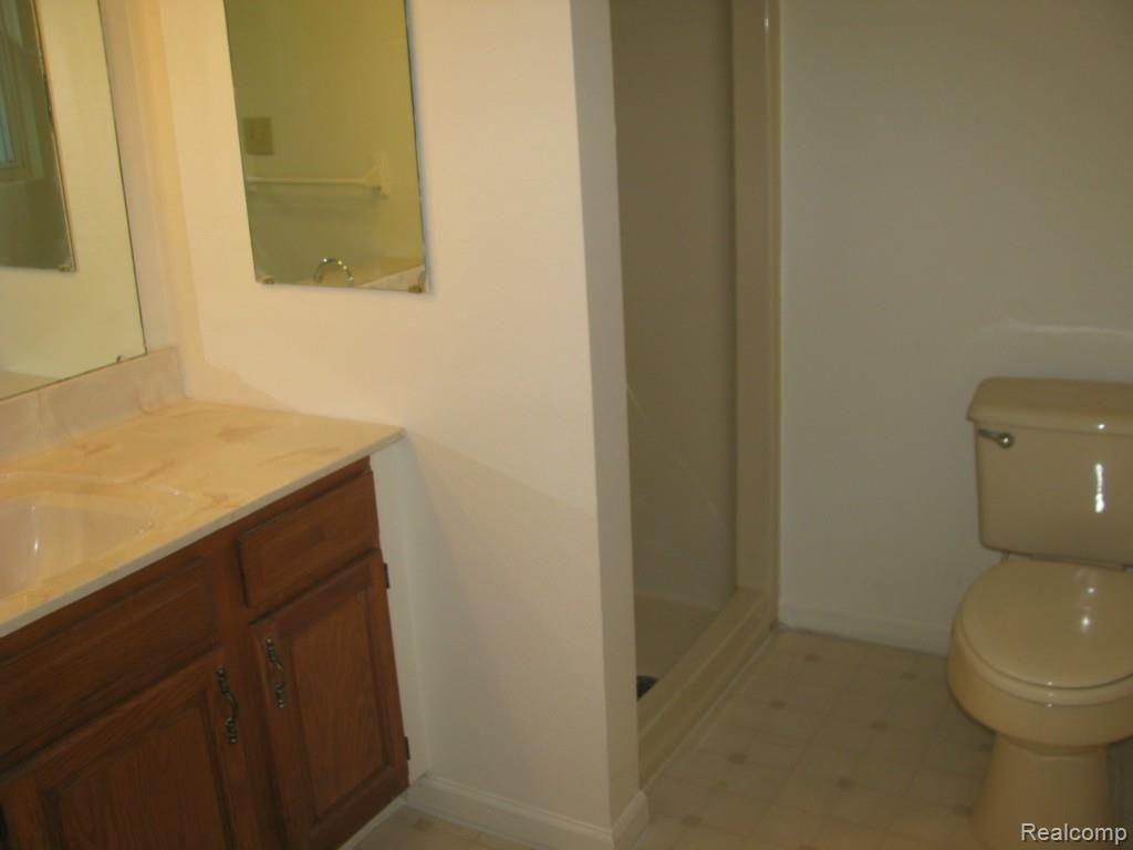 5596 East Dunbar Road Monroe, MI 48161 - Photo 7 of 8 5596 dunbar 071.jpg