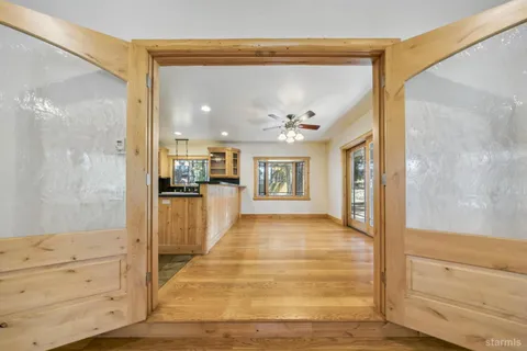 $980,000 | 1932 Apache Avenue, South Lake Tahoe, CA 96150