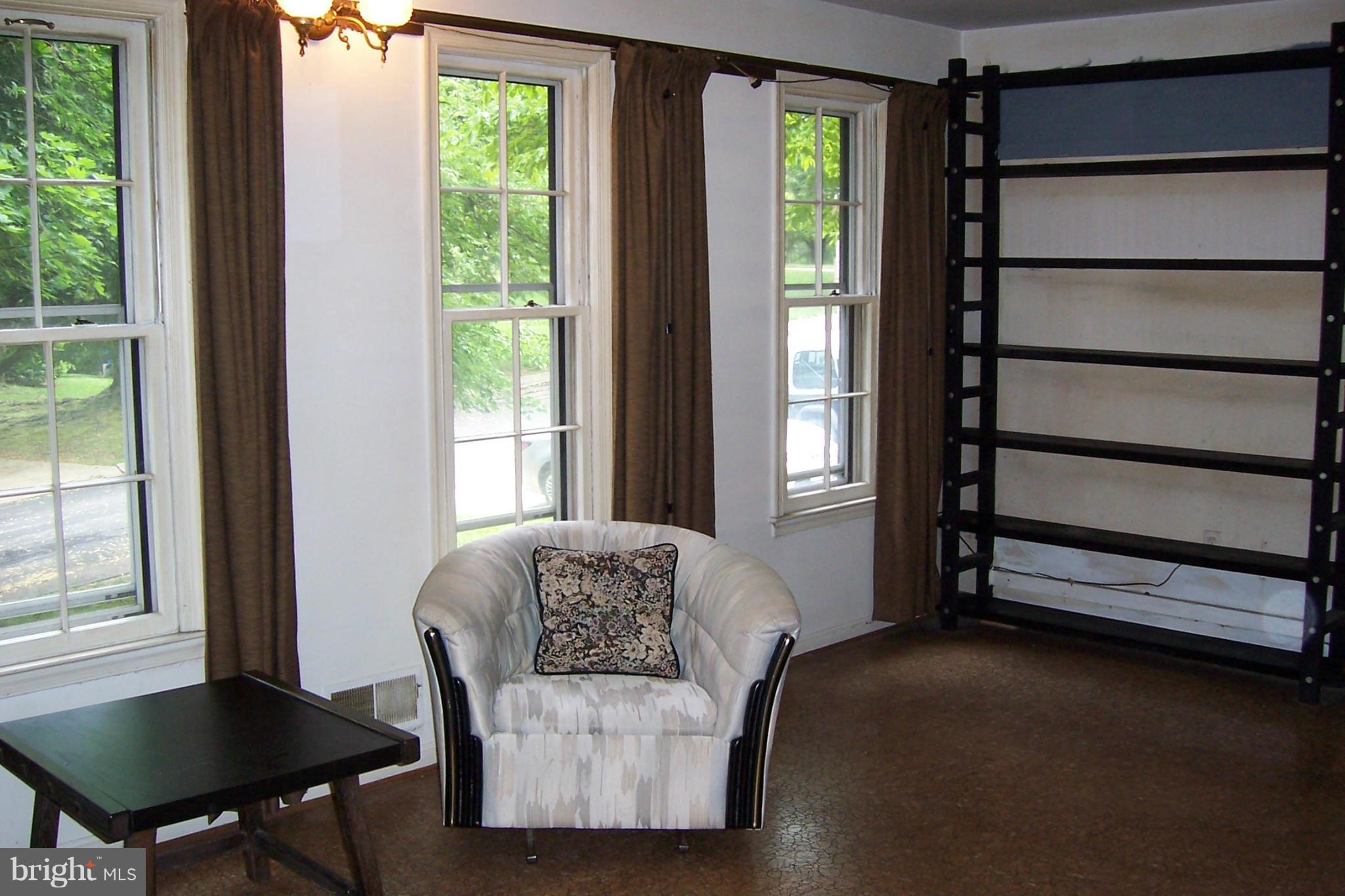 1804 Middlevale Terrace Silver Spring, MD 20906 - Photo 11 of 19 Family Room