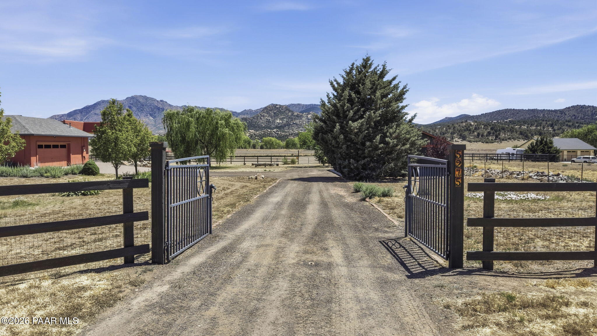 5275 West Stazenski Road Prescott, AZ 86305 - Photo 8 of 64 8-Front Gate
