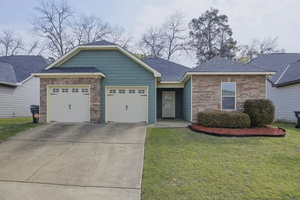 $240,000 | 4 Hickory Heights Drive, Phenix City, AL 36870