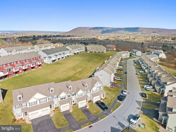 $350,000 | 232 Kestrel Lane, Boalsburg, PA 16827