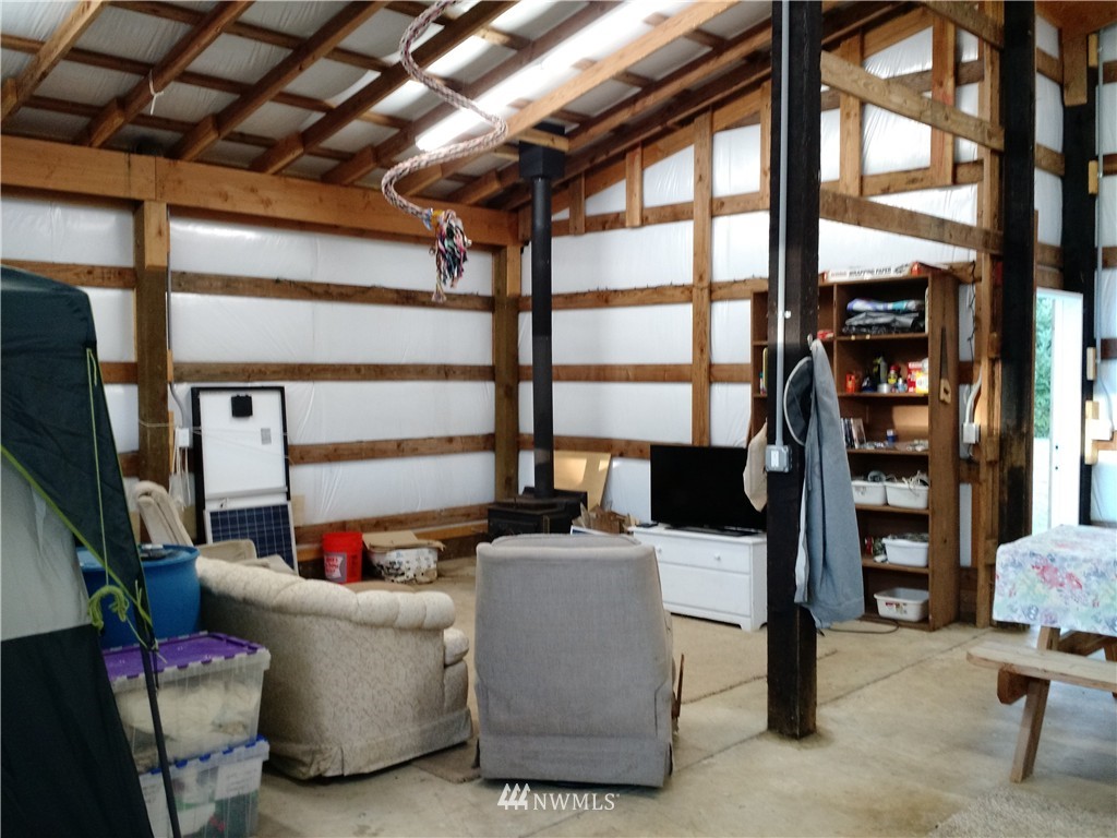 883 King Road Winlock, WA 98596 - Photo 7 of 16