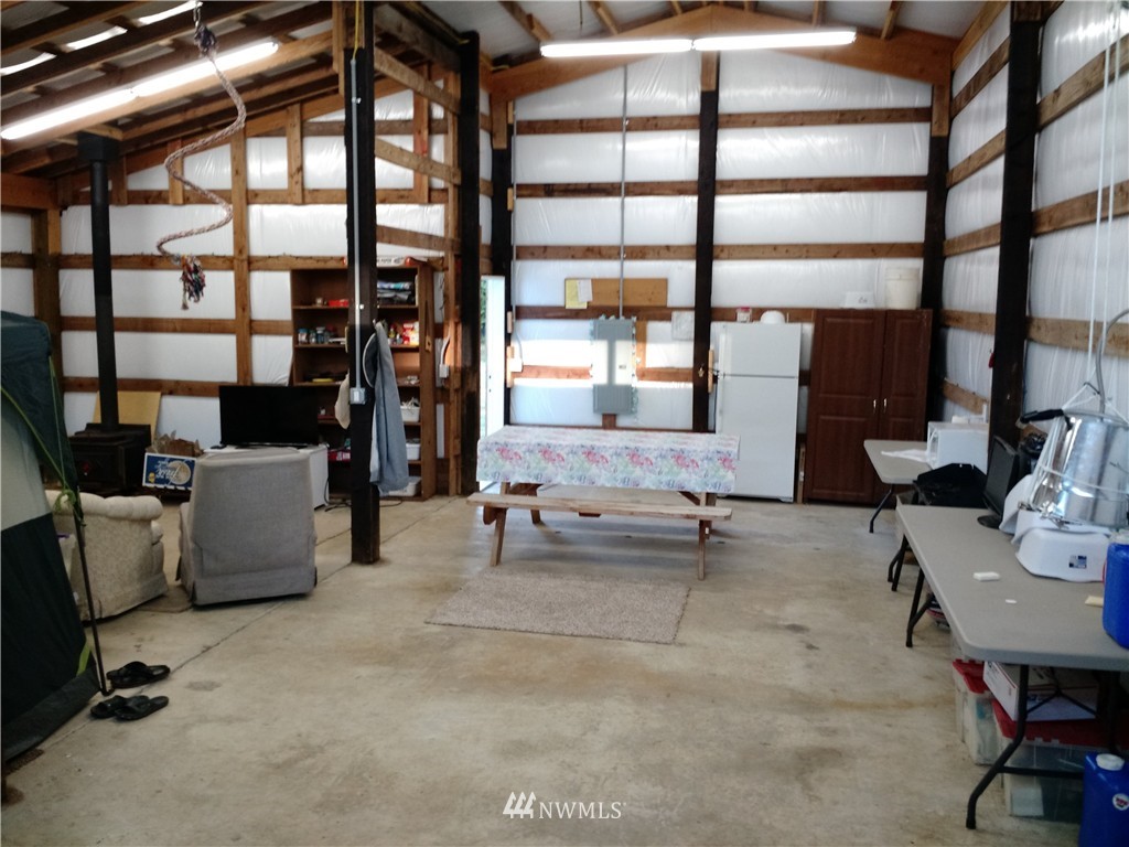 883 King Road Winlock, WA 98596 - Photo 8 of 16