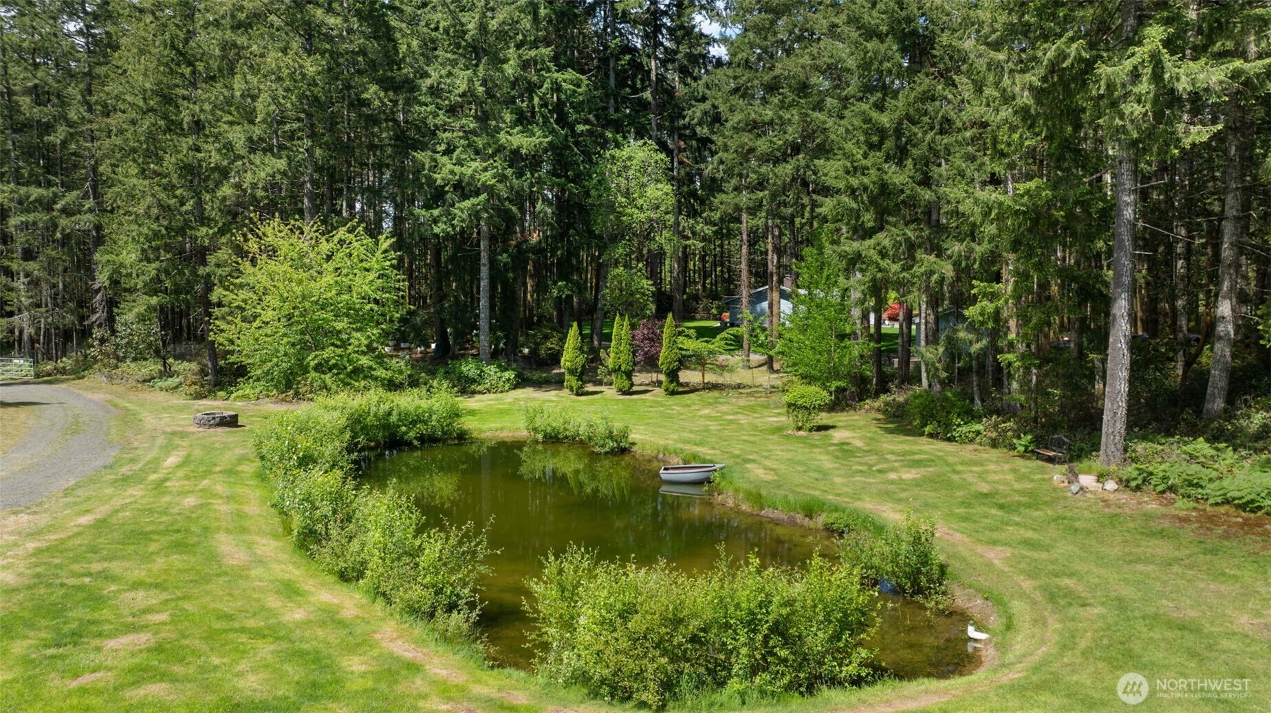 5056 Southwest Lake Helena Road Port Orchard, WA 98367 - Photo 6 of 40 Gallery Image 6