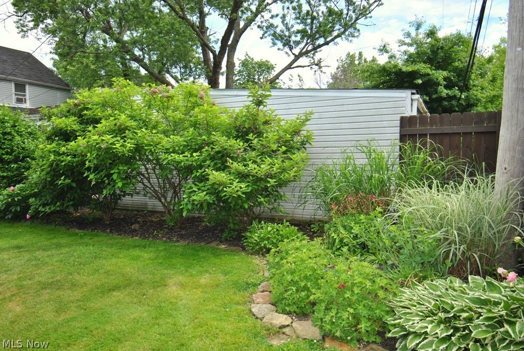 1292 Avondale Road Cleveland, OH 44121 - Photo 24 of 25 Gallery Image 24