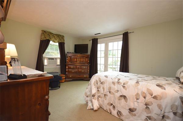 24 Dodge Hill Road Sutton, MA 01590 - Photo 14 of 26
