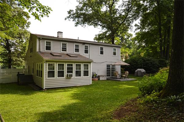 24 Dodge Hill Road Sutton, MA 01590 - Photo 23 of 26
