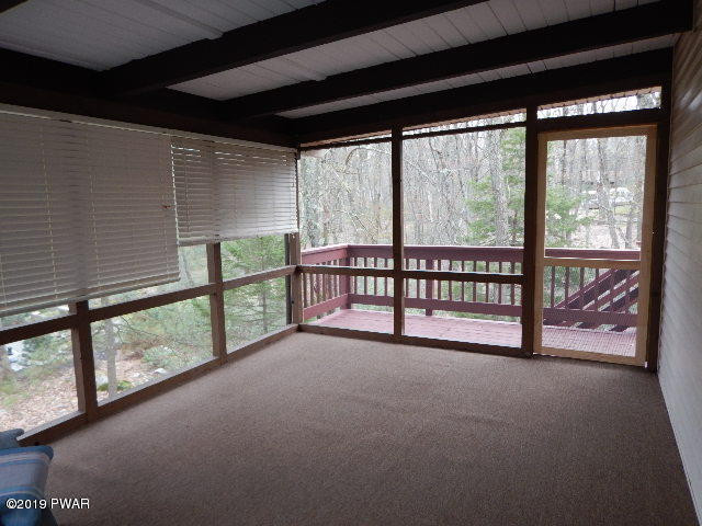 410 Maple Ridge Drive Hawley, PA 18428 - Photo 6 of 15