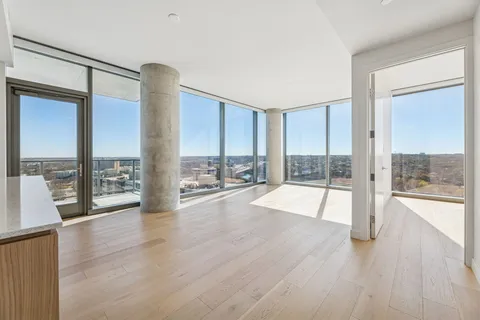 $865,000 | 44 East Avenue, Unit 1510, Austin, TX 78701