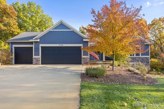 $625,000 | 6186 Arrowcrest Court Northeast, Rockford, MI 49341