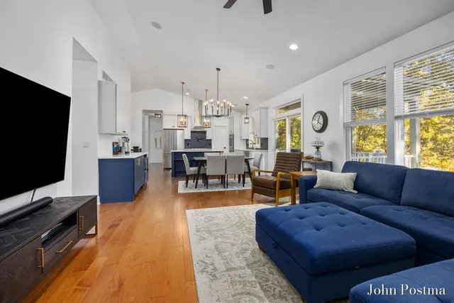 $625,000 | 6186 Arrowcrest Court Northeast, Rockford, MI 49341