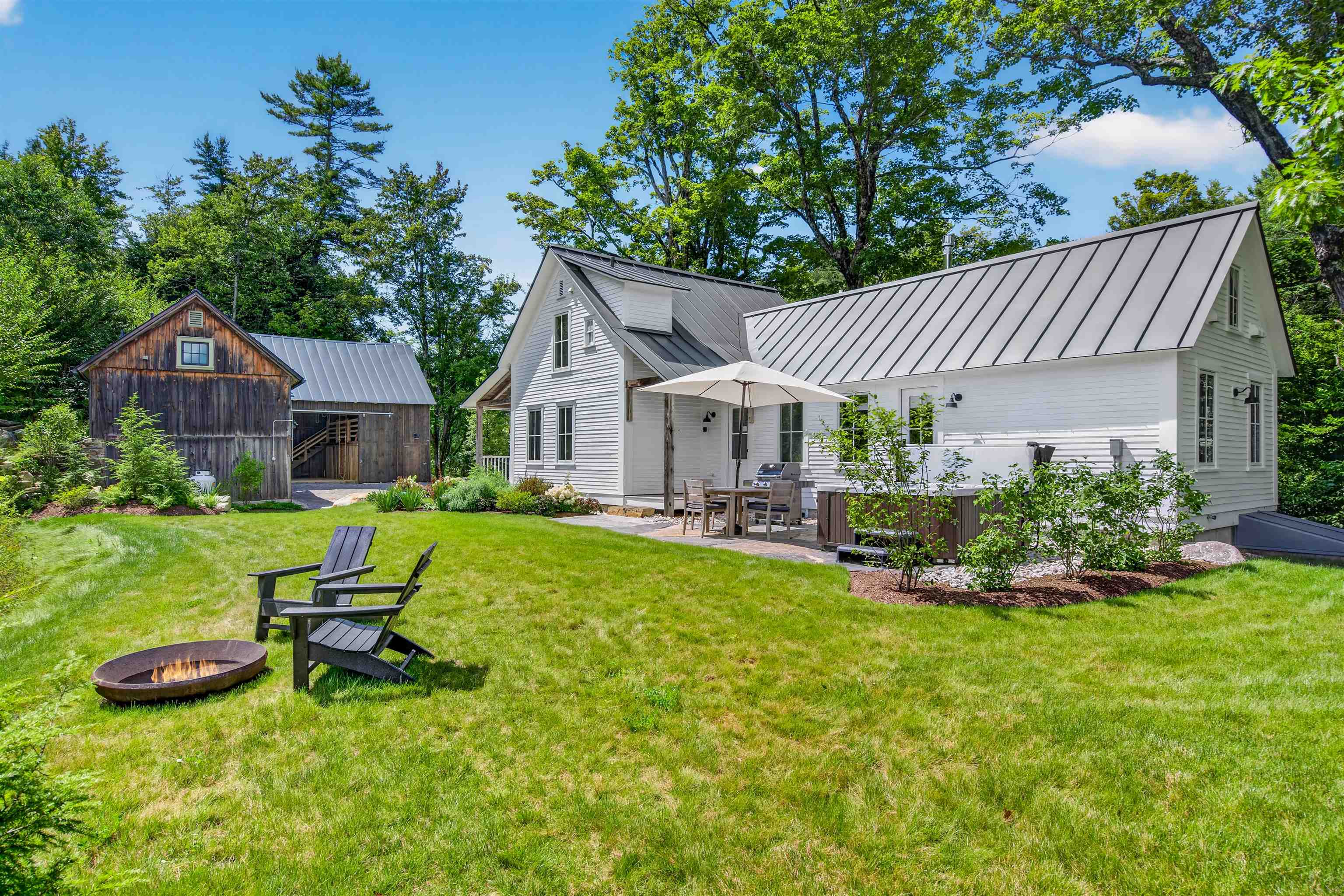 494-498 Goodaleville Road Jamaica, VT 05343 - Photo 1 of 53 Gallery Image 1