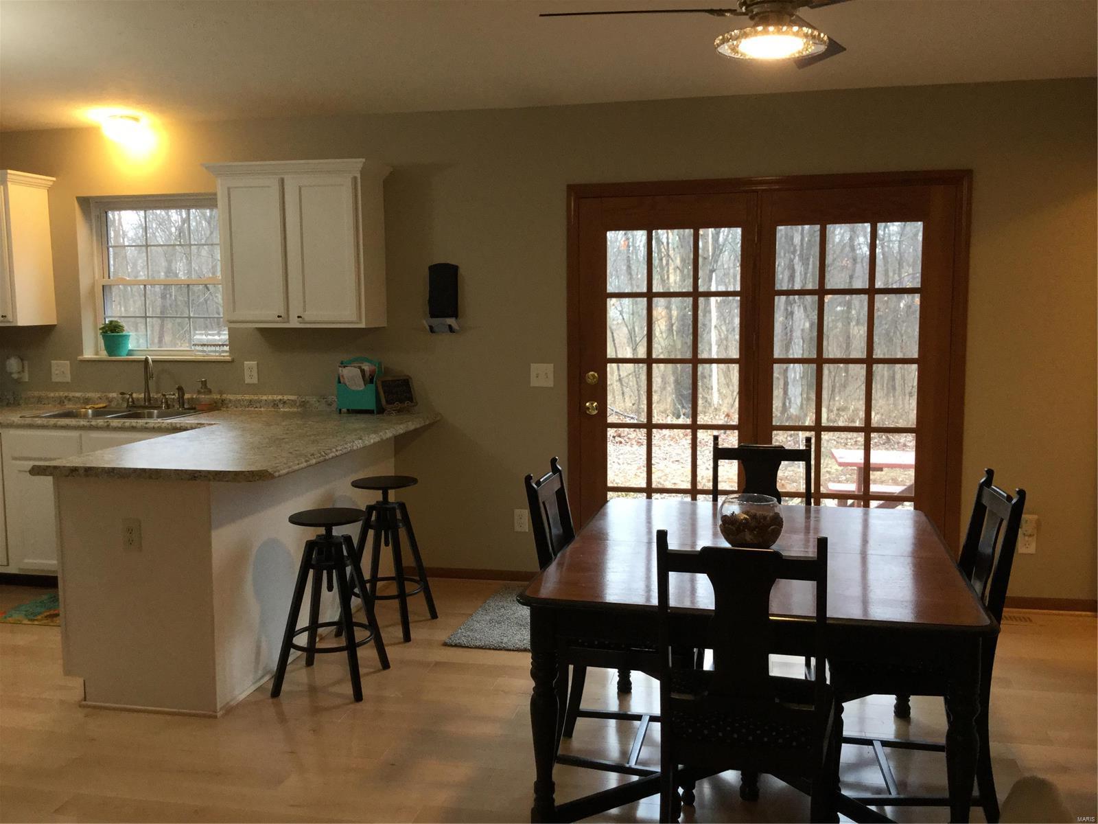 1167 Country Club Road Greenville, IL 62246 - Photo 17 of 45 Gallery Image 17