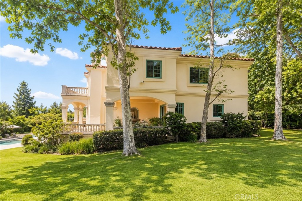 6000 Cavalleri Road Malibu, CA 90265 - Photo 5 of 44 a front view of a house with a garden