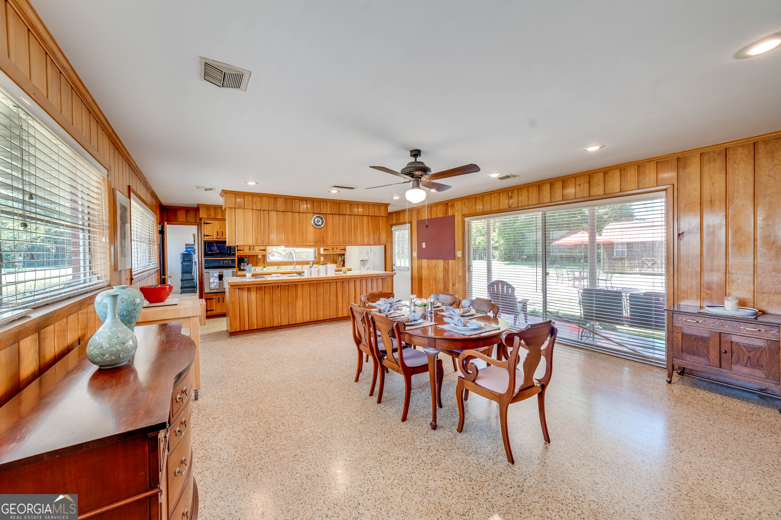 503 North Cuthbert Street Colquitt, GA 39837 - Photo 6 of 32