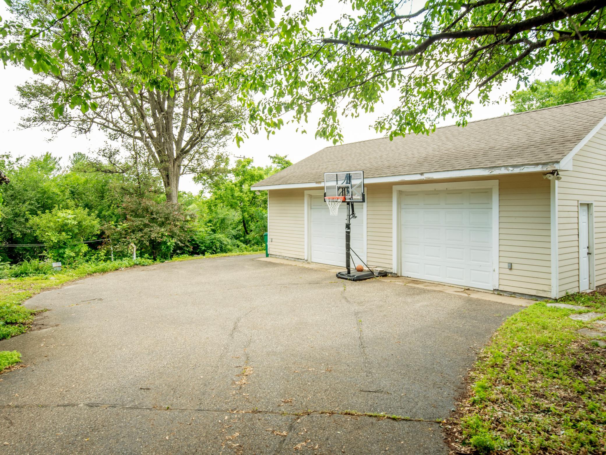 1603 Dodd Road Mendota Heights, MN 55118 - Photo 29 of 32 Gallery Image 29