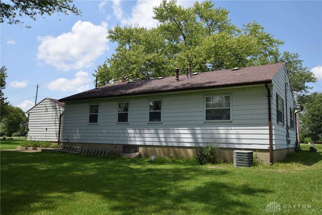 5889 Troy Road Springfield, OH 45502 - Photo 26 of 27 Gallery Image 26