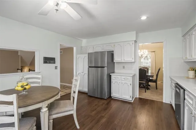 $329,000 | 1200 Northeast Crestview Drive, Blue Springs, MO 64014