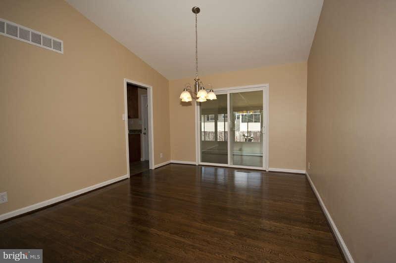 7410 Allmont Road Baltimore, MD 21244 - Photo 6 of 23 Dining Room
