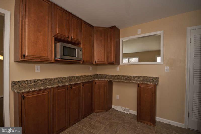 7410 Allmont Road Baltimore, MD 21244 - Photo 10 of 23 Kitchen