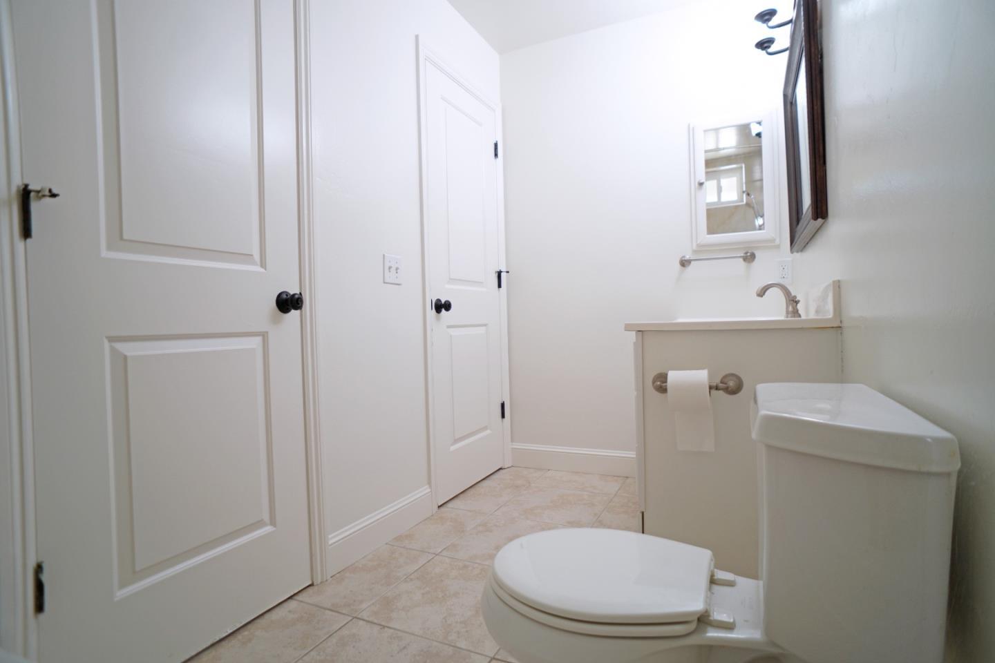 110 East Middlefield Road, Unit C Mountain View, CA 94043 - Photo 18 of 28