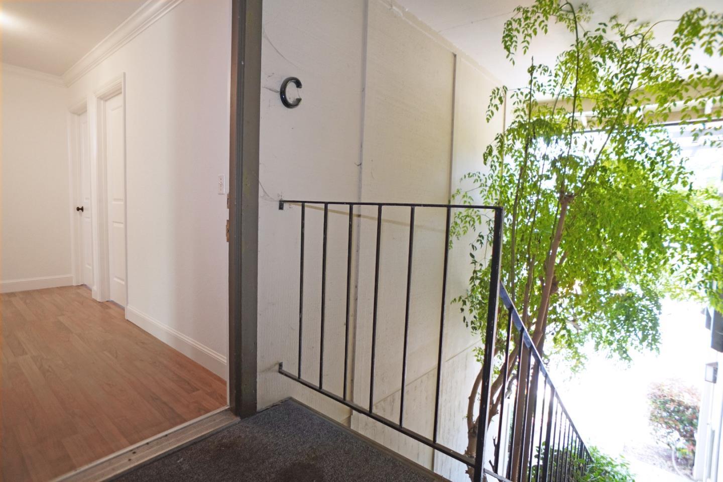 110 East Middlefield Road, Unit C Mountain View, CA 94043 - Photo 25 of 28