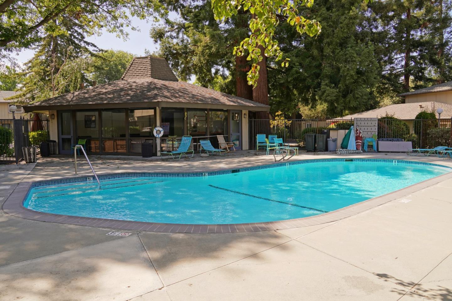 110 East Middlefield Road, Unit C Mountain View, CA 94043 - Photo 27 of 28