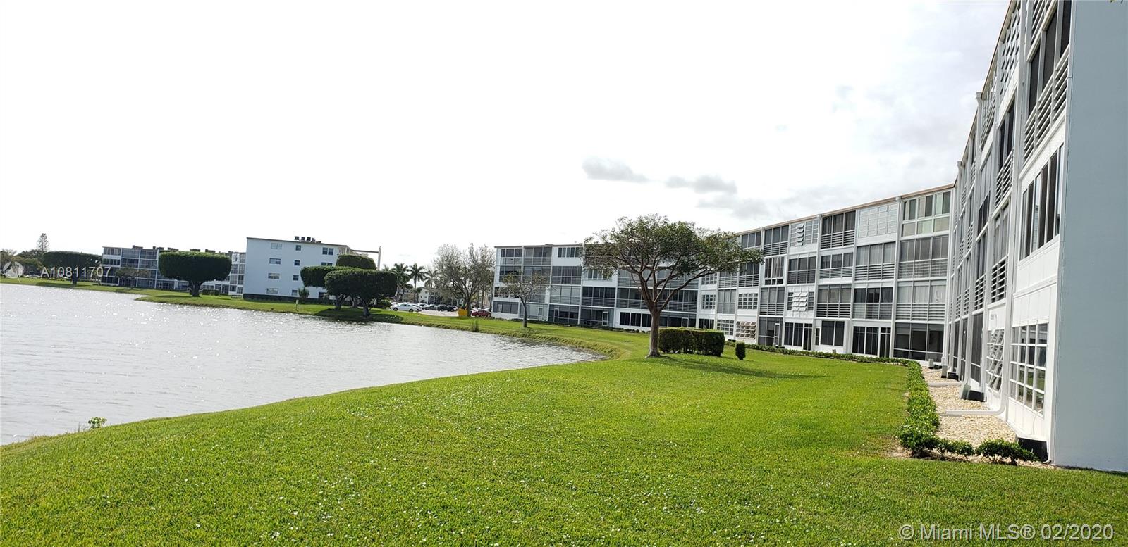 1040 Cornwall East, Unit 1040 Boca Raton, FL 33434 - Photo 4 of 4 Gallery Image 4