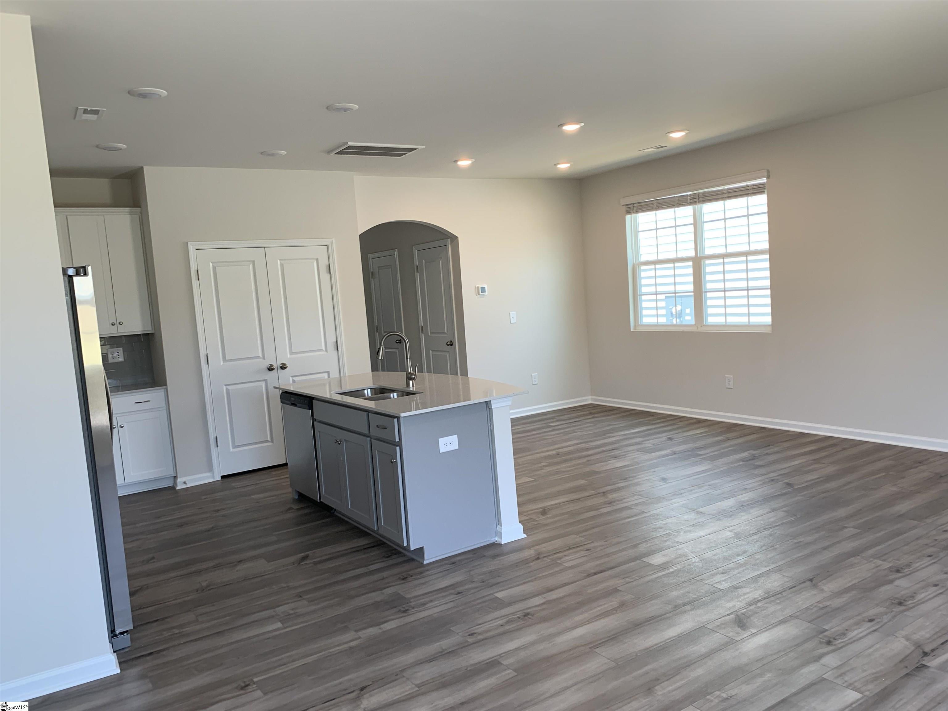 276 East Compass Way, Unit 259 Easley, SC 29640 - Photo 8 of 12 Gallery Image 8