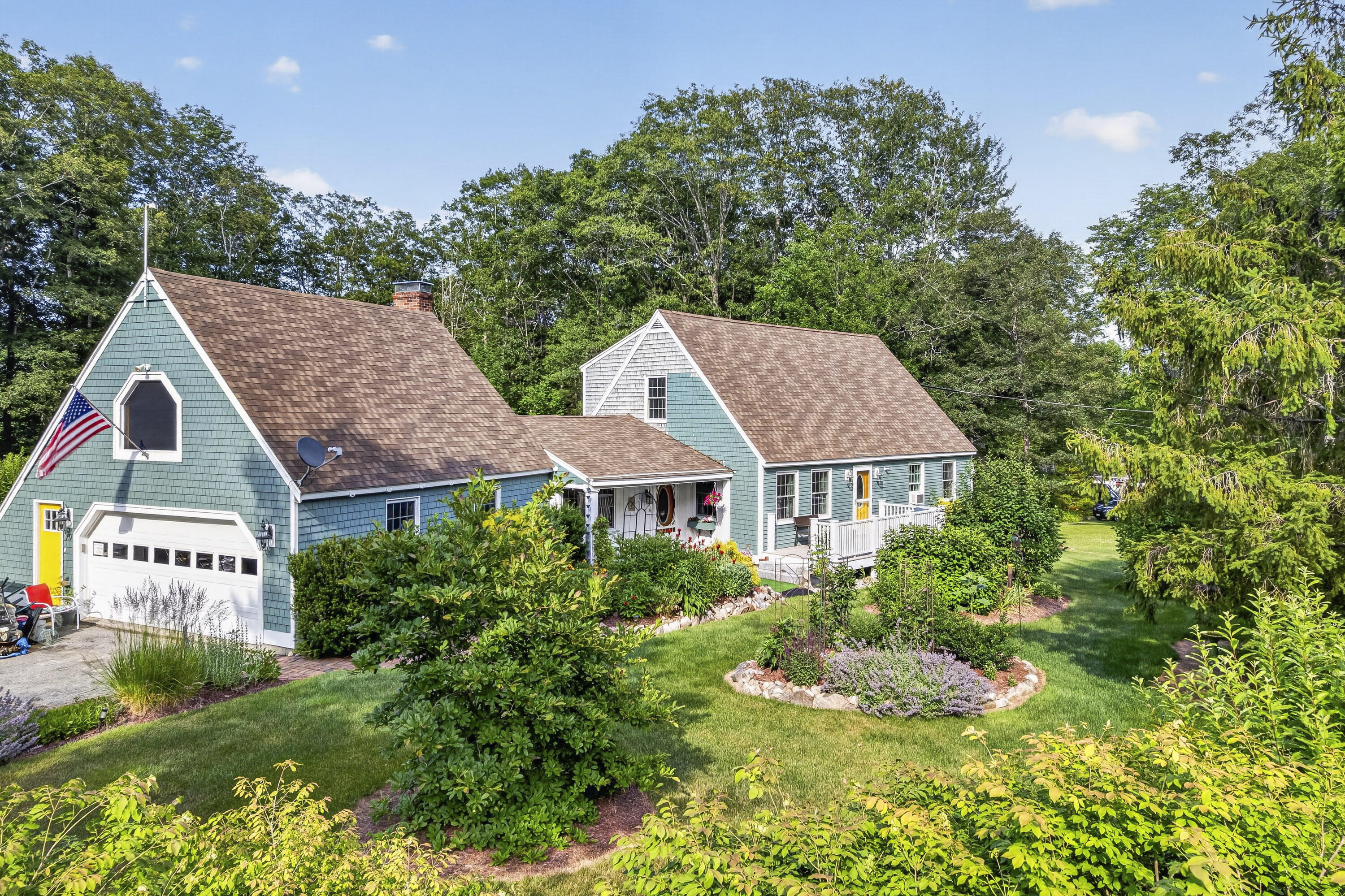 19 Oak Ridge Drive Wiscasset, ME 04578 - Photo 2 of 66 19 Oak Ridge Dr_107