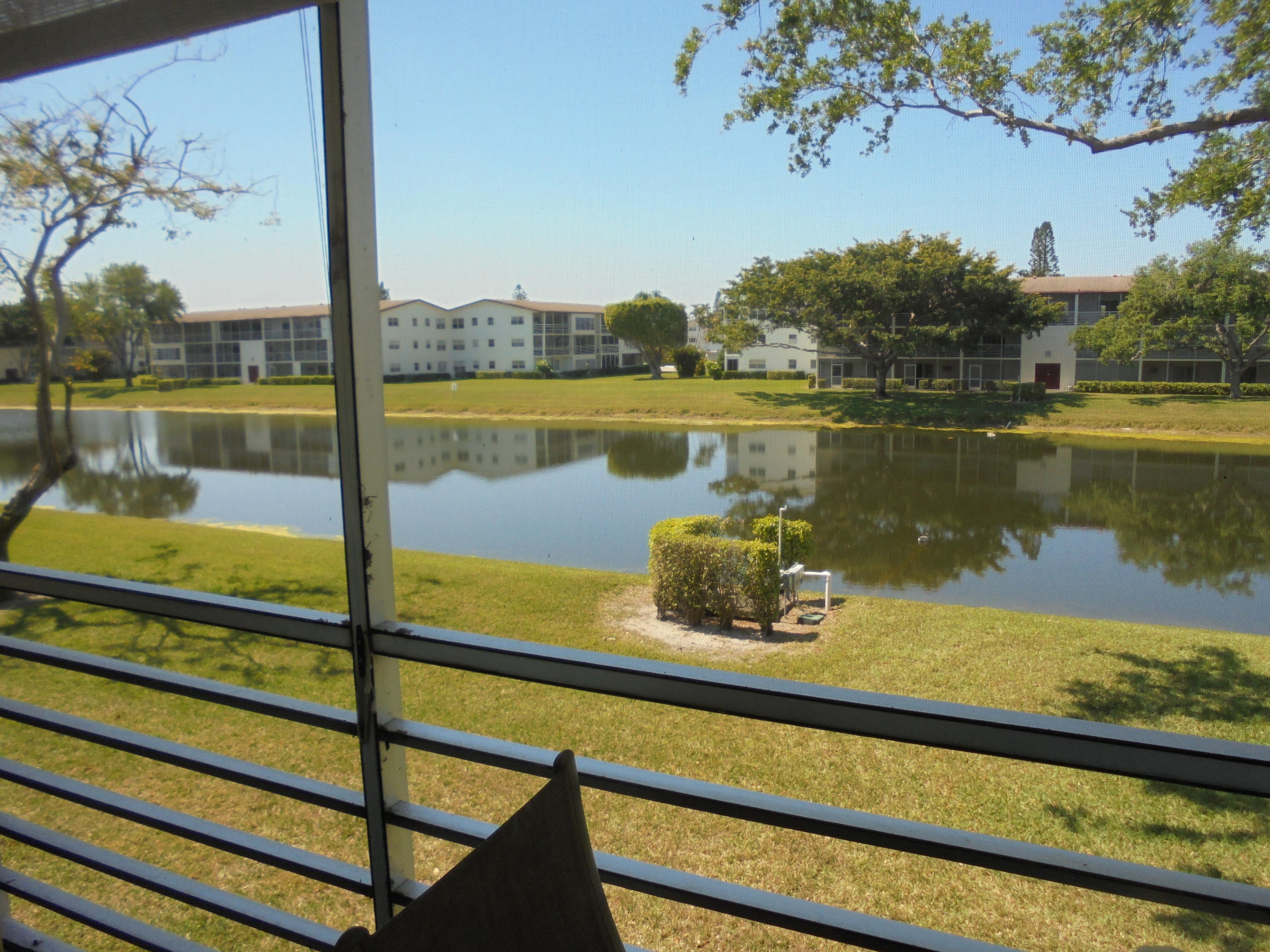 526 Fanshaw M Boca Raton, FL 33434 - Photo 1 of 15 Lake View