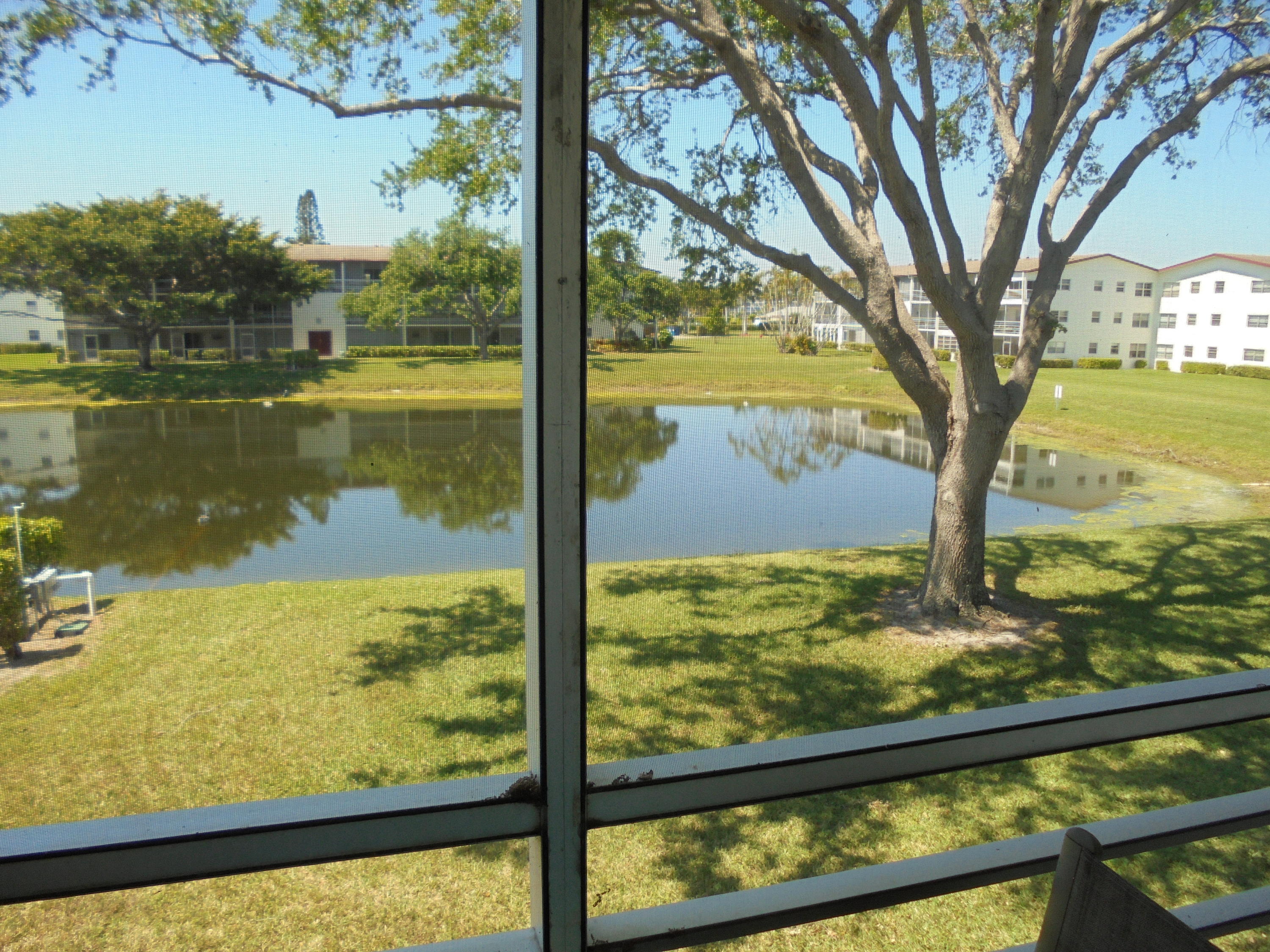 526 Fanshaw M Boca Raton, FL 33434 - Photo 12 of 15 526 Fanshaw M 012