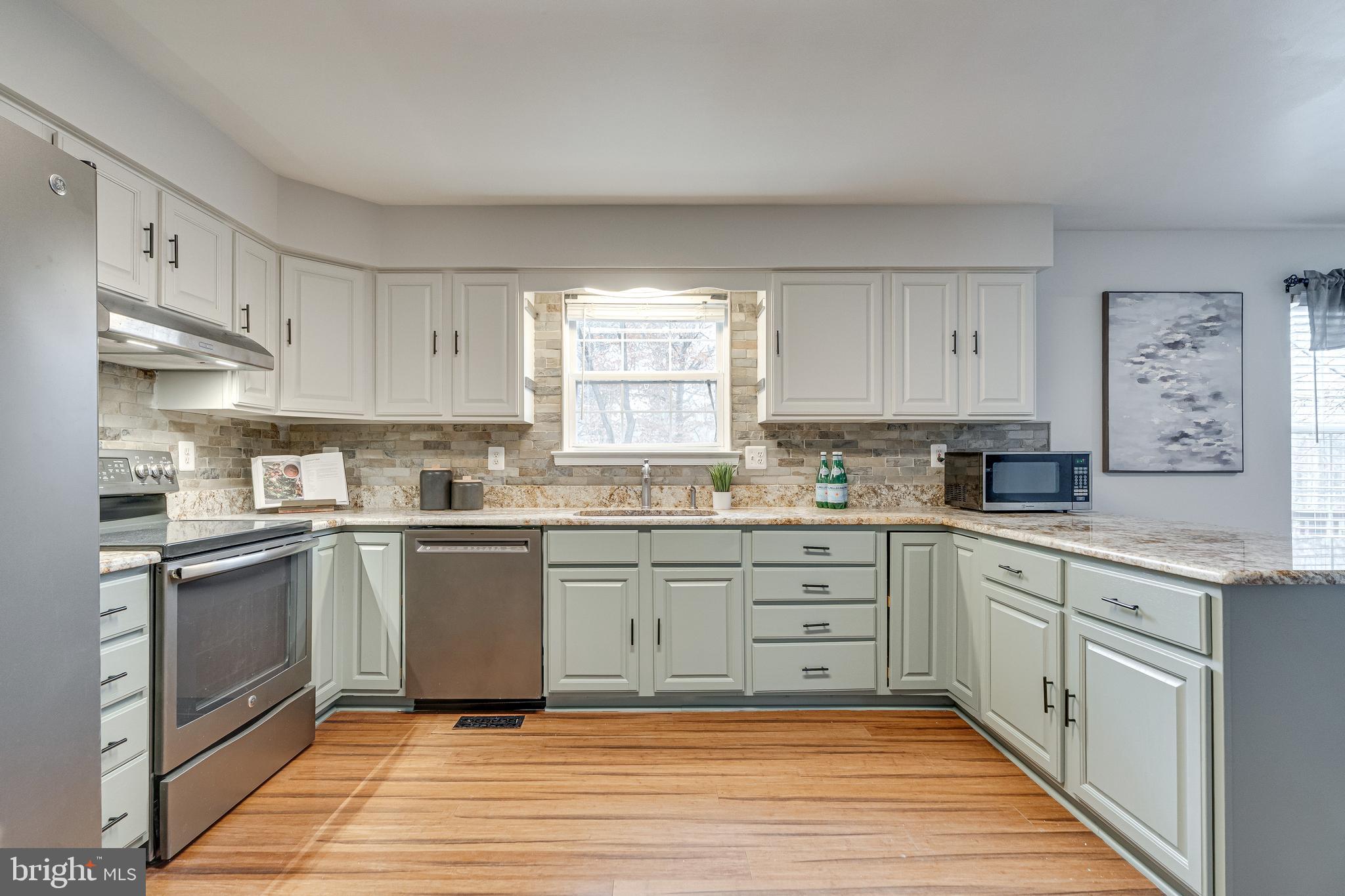 7120 Bluegrass Way Owings, MD 20736 - Photo 5 of 52