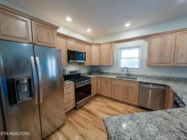 $850,000 | 413 Chippewa Lane, Rutledge, TN 37861