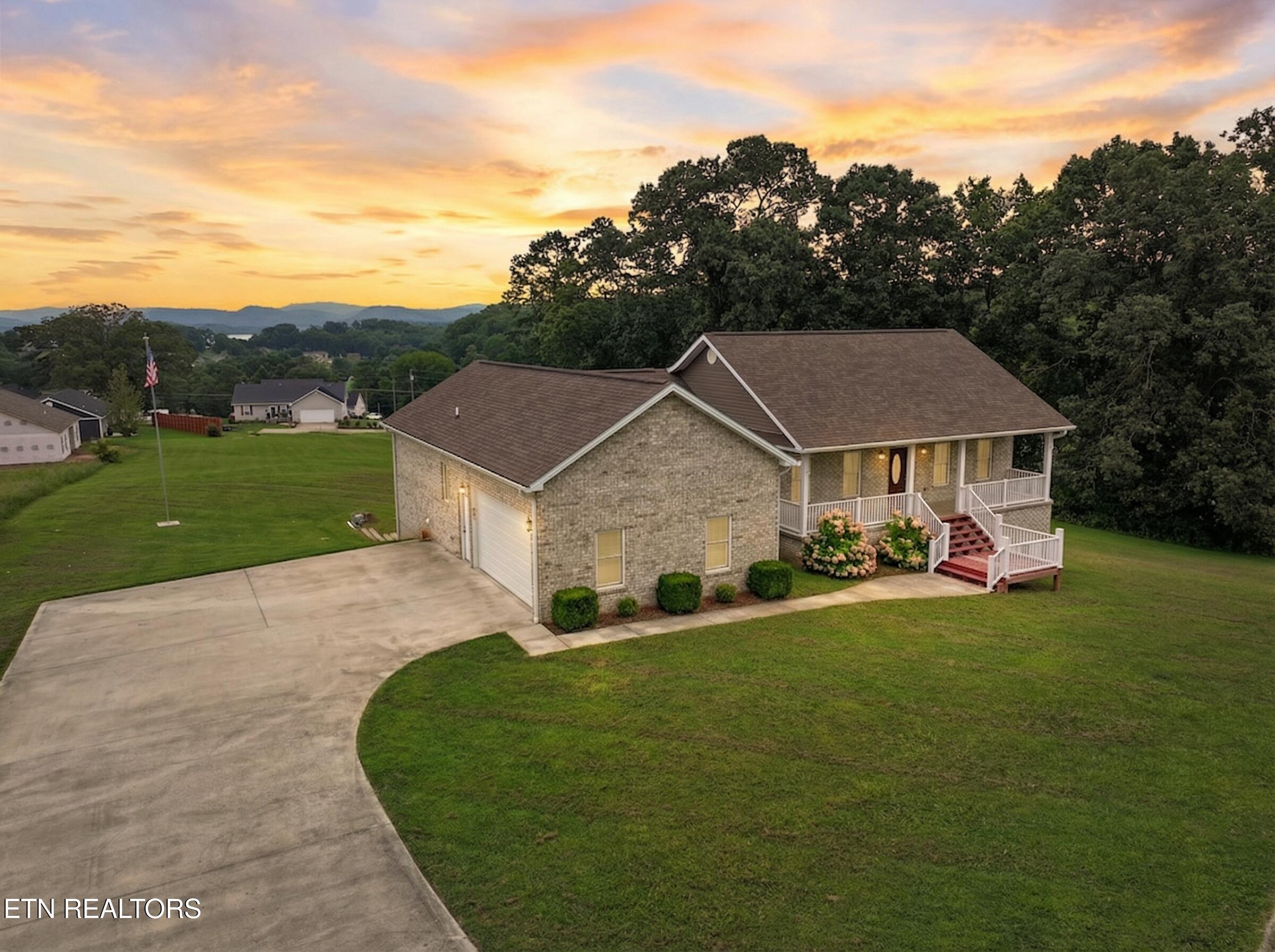 413 Chippewa Lane Rutledge, TN 37861 - Photo 2 of 41 O