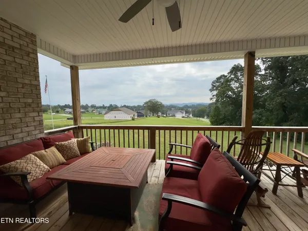 $850,000 | 413 Chippewa Lane, Rutledge, TN 37861