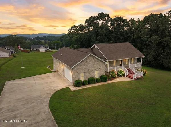 $850,000 | 413 Chippewa Lane, Rutledge, TN 37861