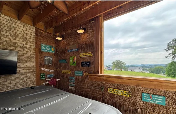 $850,000 | 413 Chippewa Lane, Rutledge, TN 37861