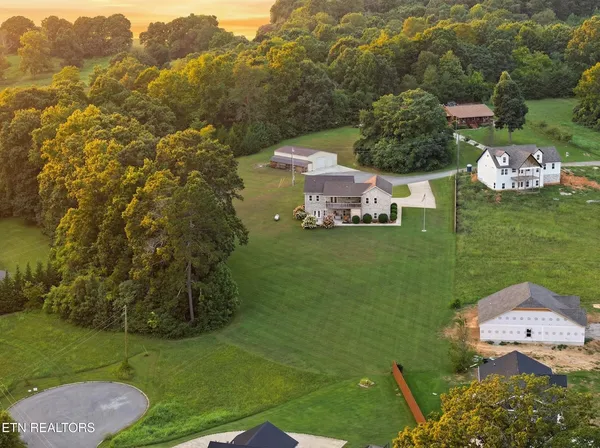 $850,000 | 413 Chippewa Lane, Rutledge, TN 37861