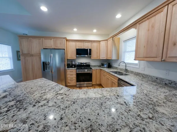 $850,000 | 413 Chippewa Lane, Rutledge, TN 37861