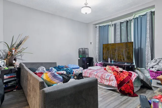 $329,000 | 320 West Fuller Avenue, St. Paul, MN 55103