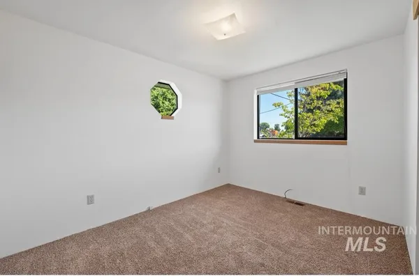 $279,000 | 1128 Burrell Avenue, Unit 2, Lewiston, ID 83501