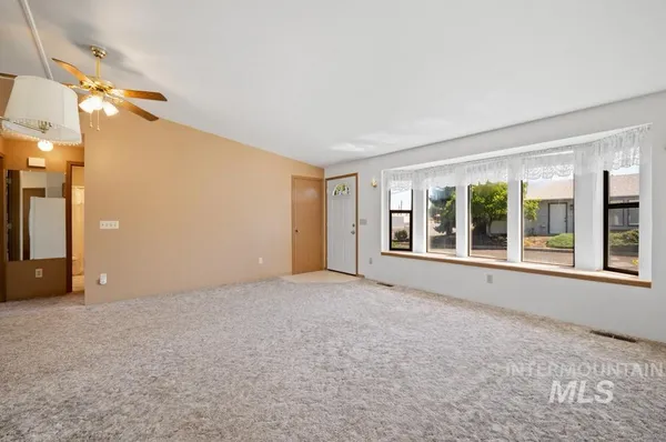 $279,000 | 1128 Burrell Avenue, Unit 2, Lewiston, ID 83501