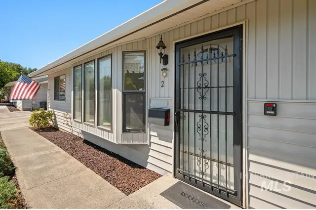 $279,000 | 1128 Burrell Avenue, Unit 2, Lewiston, ID 83501