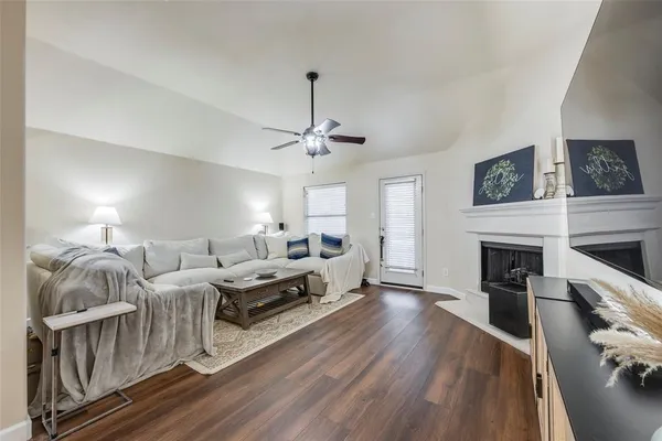 $2,949 | 8143 Guadalupe Road, Arlington, TX 76002