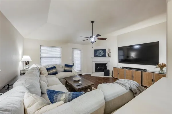 $2,949 | 8143 Guadalupe Road, Arlington, TX 76002
