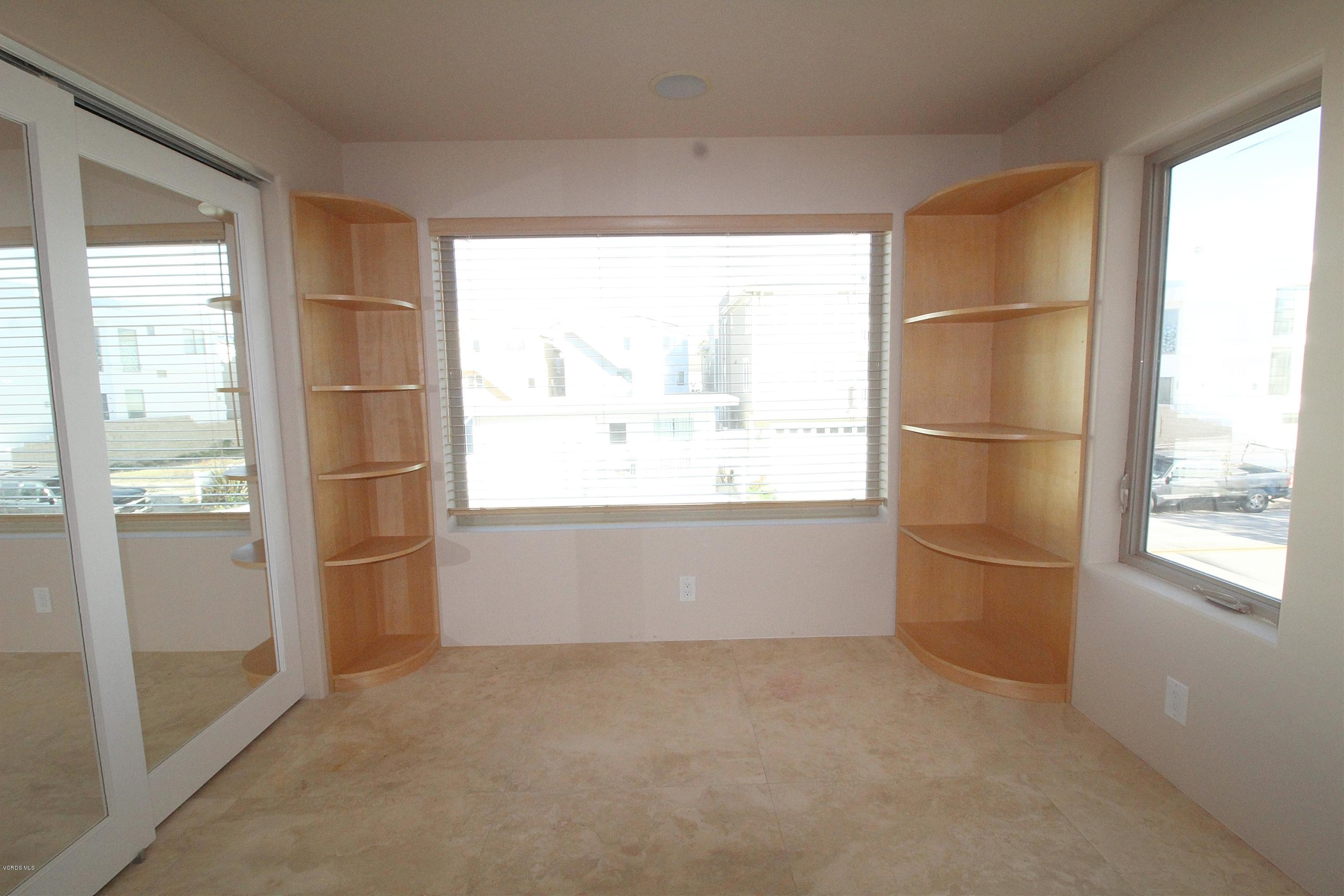 3629 Ocean Drive Oxnard, CA 93035 - Photo 48 of 60 a room with window and an empty space