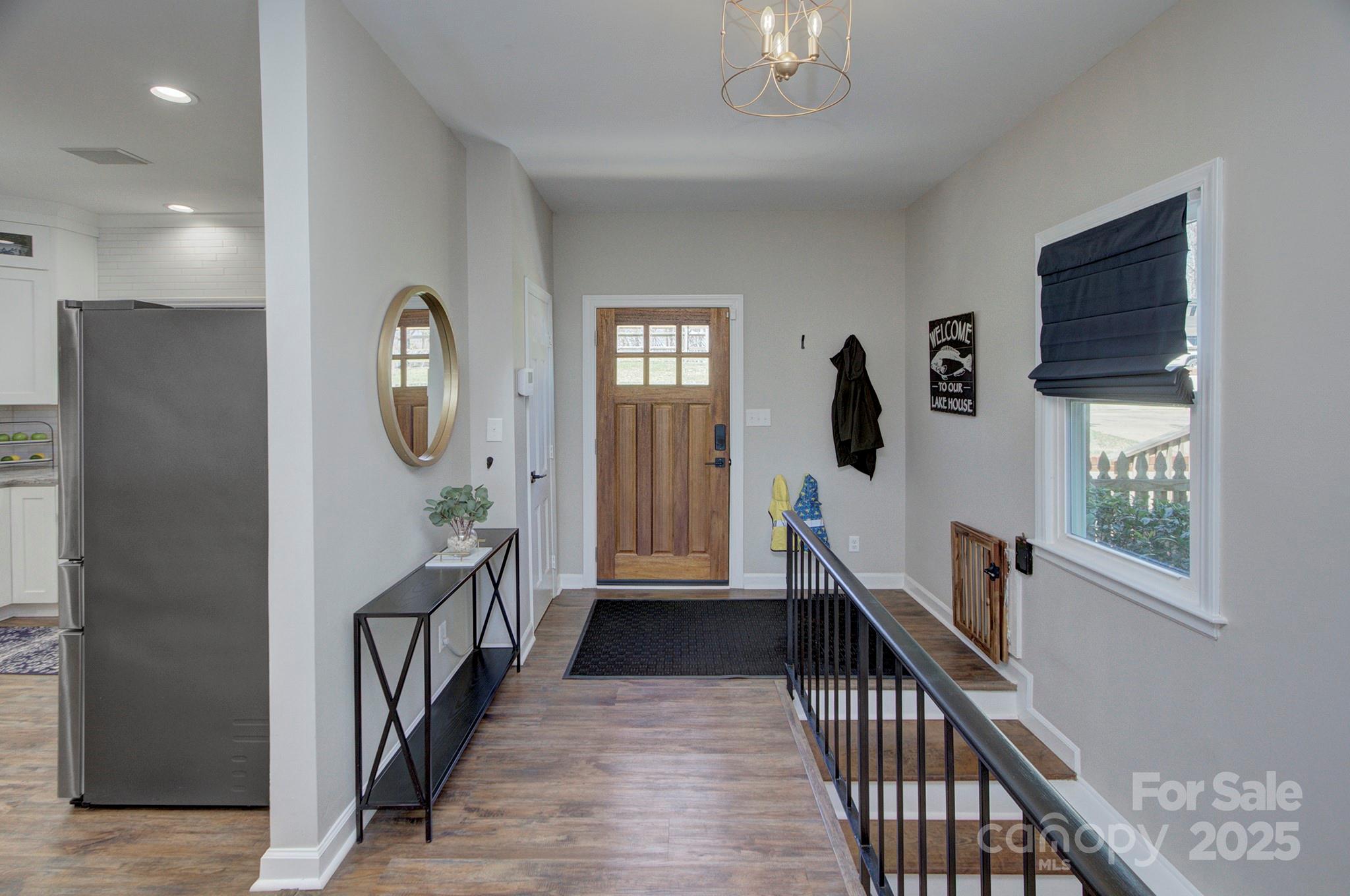 7611 Buckland Road Charlotte, NC 28278 - Photo 4 of 40 Gallery Image 4
