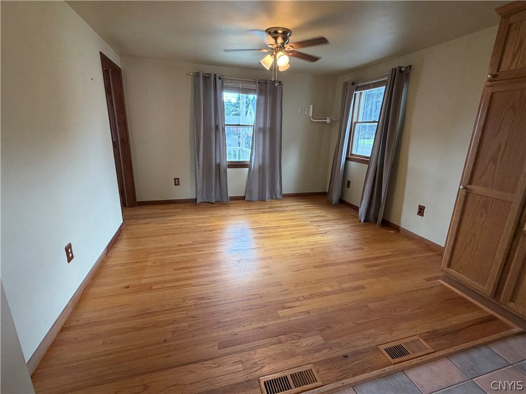 108 Castle Road Clay, NY 13212 - Photo 8 of 48